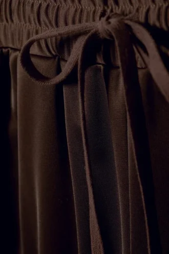Pantalones de chándal de corte ancho y holgado – Marrón oscuro – Rayas rosas