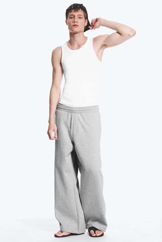 Pantalones de chándal de corte holgado – Gris claro Pantalones de chándal de corte holgado – Gris claro