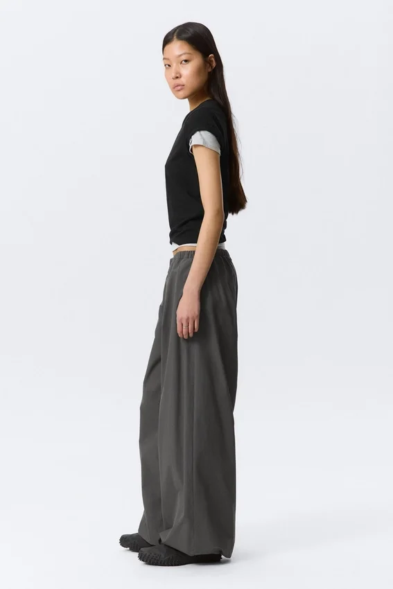 Pantalones de chándal de talle bajo, holgados y de pierna ancha – Gris oscuro Pantalones de chándal de talle bajo, holgados y de pierna ancha – Gris oscuro