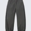 Pantalones de chándal de talle bajo, holgados y de pierna ancha – Gris oscuro Pantalones de chándal de talle bajo, holgados y de pierna ancha – Gris oscuro