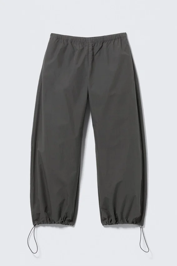 Pantalones de chándal de talle bajo, holgados y de pierna ancha – Gris oscuro Pantalones de chándal de talle bajo, holgados y de pierna ancha – Gris oscuro