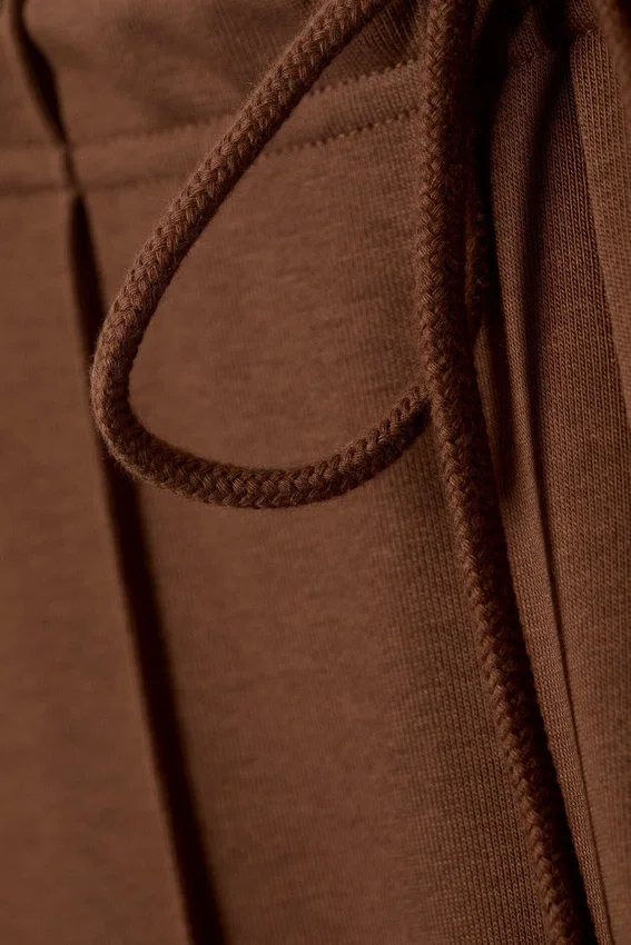 Pantalones de chándal de talle bajo, holgados y de pierna ancha – Marrón Pantalones de chándal de talle bajo, holgados y de pierna ancha – Marrón