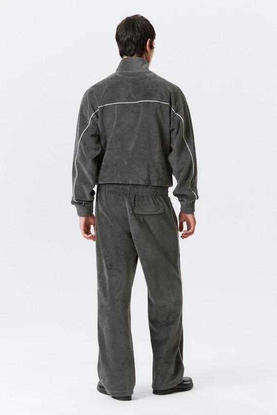 Pantalones de chándal de terciopelo de talle medio, corte recto y holgado – Gris oscuro Pantalones de chándal de terciopelo de talle medio, corte recto y holgado – Gris oscuro