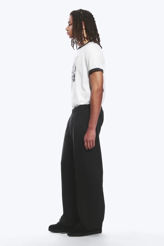 Pantalones de chándal holgados con pliegue delantero – Negro lavado Pantalones de chándal holgados con pliegue delantero – Negro lavado