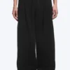 Pantalones de chándal holgados con pliegues – Negro oscuro Pantalones de chándal holgados con pliegues – Negro oscuro