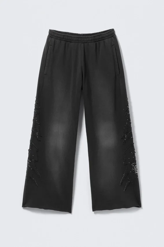 Pantalones de chándal holgados de talle medio con estampados y tachuelas – Negro con tachuelas Pantalones de chándal holgados de talle medio con estampados y tachuelas – Negro con tachuelas