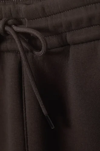 Pantalones de chándal holgados de tejido scuba – Marrón oscuro