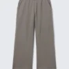 Pantalones de chándal holgados, largos y de peso grueso – Gris Pantalones de chándal holgados, largos y de peso grueso – Gris