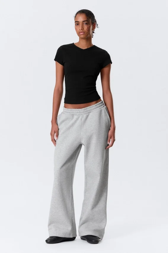Pantalones de chándal holgados, largos y de tejido grueso – Gris jaspeado Pantalones de chándal holgados, largos y de tejido grueso – Gris jaspeado
