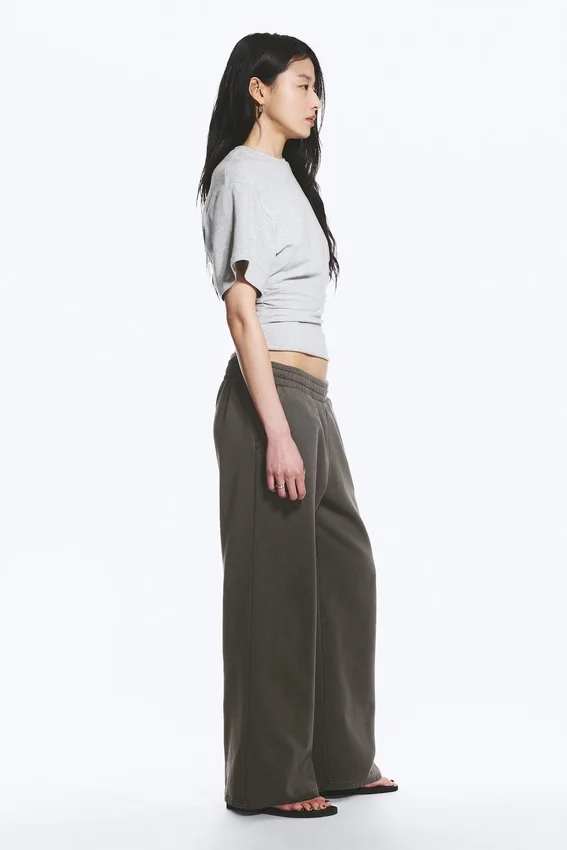 Pantalones de chándal holgados, largos y de tejido grueso – Gris oscuro lavado Pantalones de chándal holgados, largos y de tejido grueso – Gris oscuro lavado