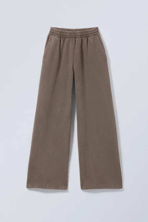 Pantalones de chándal holgados, largos y de tejido grueso – Lavado oscuro Pantalones de chándal holgados, largos y de tejido grueso – Lavado oscuro
