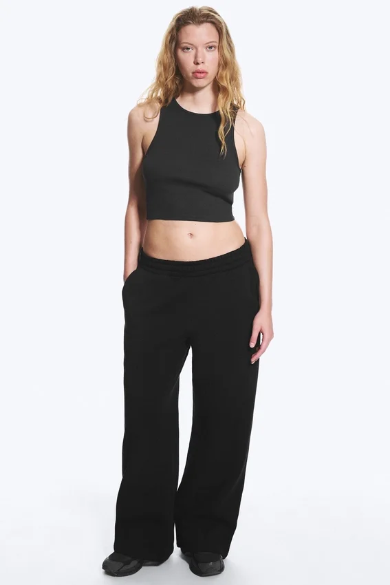 Pantalones de chándal holgados, largos y de tejido grueso – Negro Pantalones de chándal holgados, largos y de tejido grueso – Negro