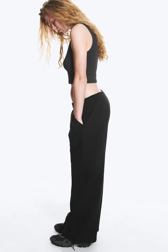 Pantalones de chándal holgados, largos y de tejido grueso – Negro Pantalones de chándal holgados, largos y de tejido grueso – Negro