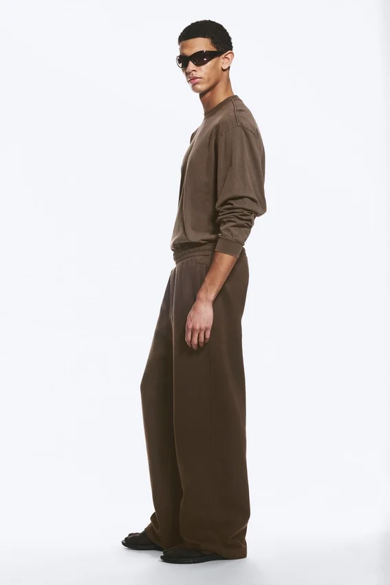 Pantalones de chándal holgados – Marrón oscuro Pantalones de chándal holgados – Marrón oscuro