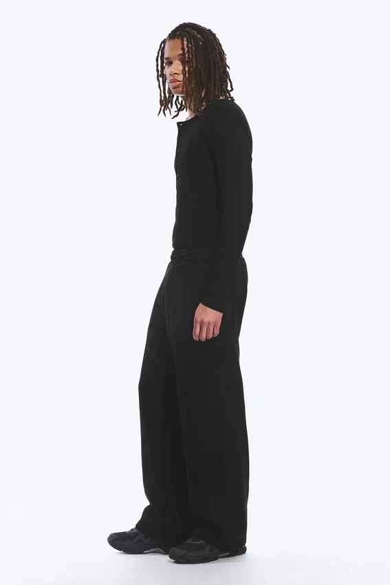 Pantalones de chándal holgados – Negro Pantalones de chándal holgados – Negro
