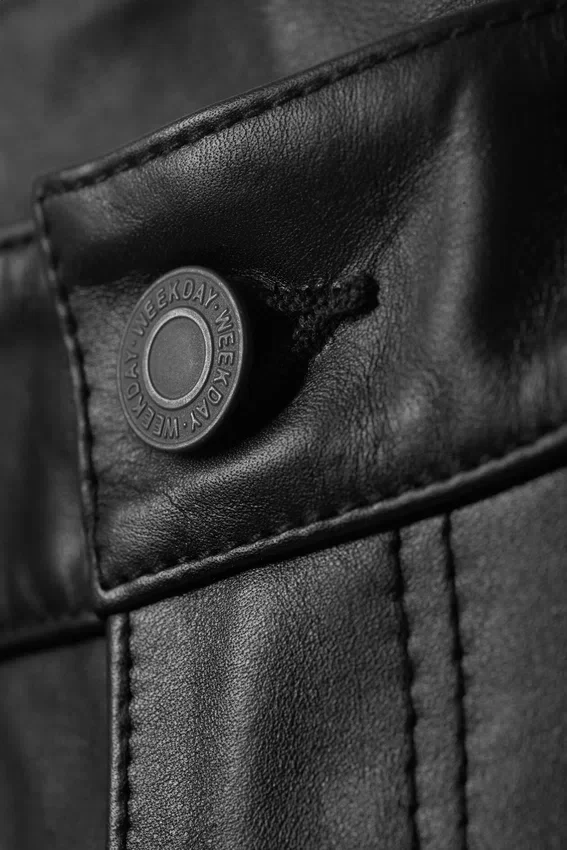 Pantalones de cuero de corte recto – Negro Pantalones de cuero de corte recto – Negro