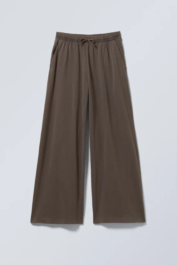 Pantalones de jersey de corte holgado y pierna ancha – Marrón oscuro lavado Pantalones de jersey de corte holgado y pierna ancha – Marrón oscuro lavado