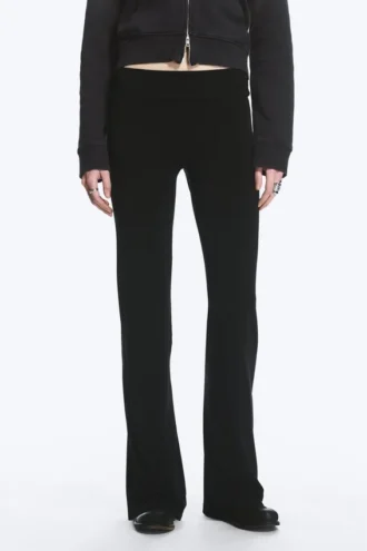 Pantalones de jersey de talle bajo y corte acampanado – Negro