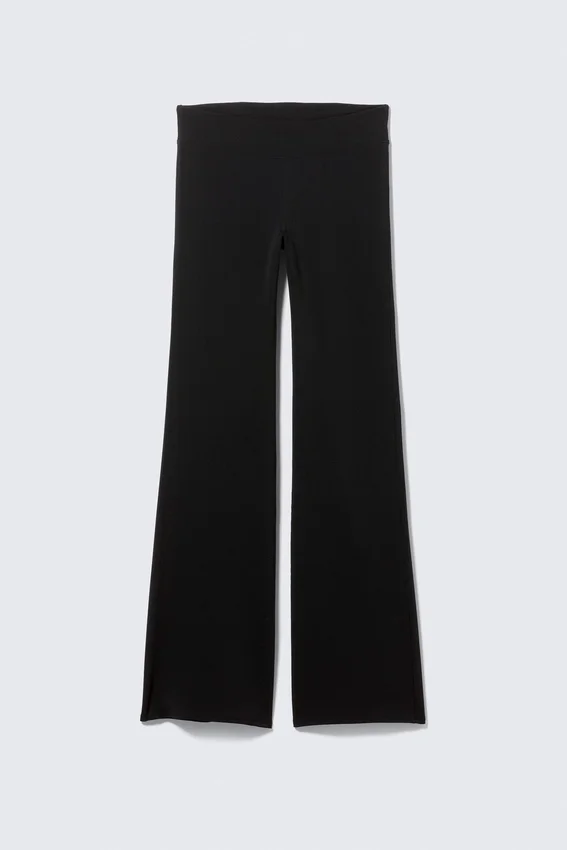 Pantalones de jersey de talle bajo y corte acampanado – Negro Pantalones de jersey de talle bajo y corte acampanado – Negro