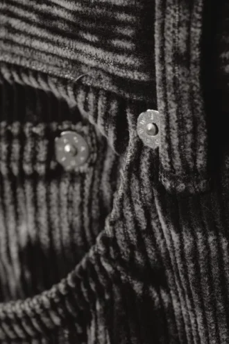 Pantalones de pana lavado «Space» – Negro lavado al ácido