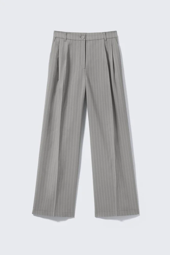 Pantalones de pierna ancha – Rayas grises Pantalones de pierna ancha – Rayas grises
