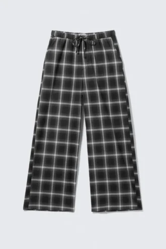 Pantalones de pijama holgados de franela – A cuadros negros