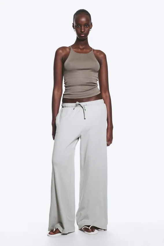 Pantalones de pijama holgados – Gris claro empolvado Pantalones de pijama holgados – Gris claro empolvado