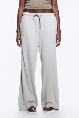 Pantalones de pijama holgados – Gris claro empolvado