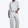 Pantalones de pijama holgados – Gris claro empolvado Pantalones de pijama holgados – Gris claro empolvado