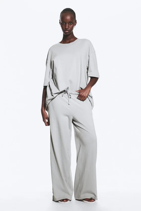 Pantalones de pijama holgados – Gris claro empolvado Pantalones de pijama holgados – Gris claro empolvado