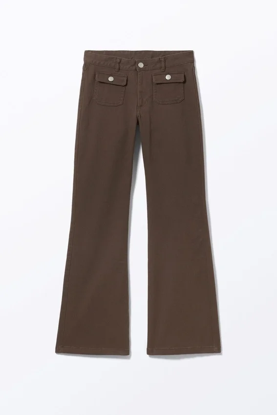 Pantalones de sarga de corte acampanado y cintura baja – Marrón oscuro Pantalones de sarga de corte acampanado y cintura baja – Marrón oscuro