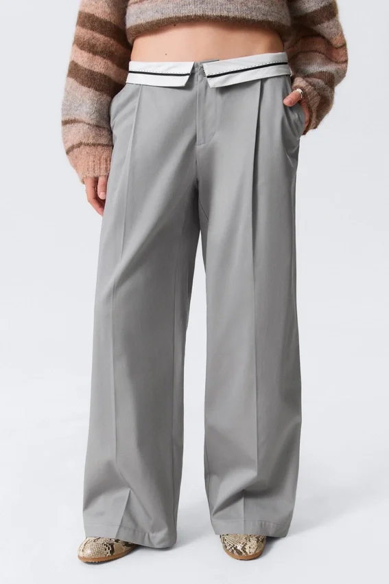 Pantalones de sarga de talle bajo con cintura plegada – Gris Pantalones de sarga de talle bajo con cintura plegada – Gris