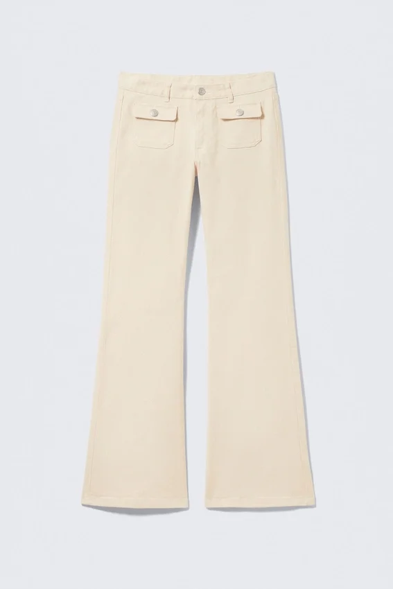 Pantalones de sarga de talle bajo y corte acampanado – Beige claro Pantalones de sarga de talle bajo y corte acampanado – Beige claro