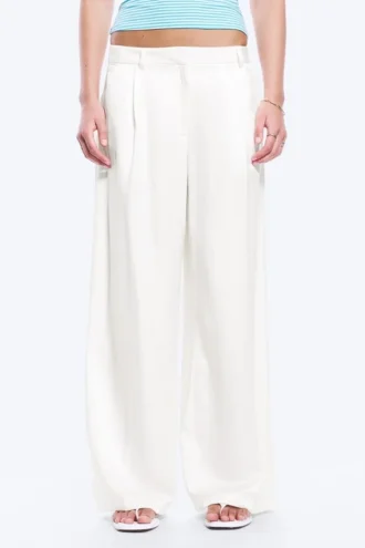 Pantalones de satén de cintura alta y pierna ancha – Blanco