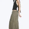 Pantalones de talle bajo con elástico en la cintura, confeccionados en tejido ripstop – Verde caqui apagado Pantalones de talle bajo con elástico en la cintura, confeccionados en tejido ripstop – Verde caqui apagado