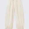Pantalones de talle bajo con fruncidos y cordón – Blanco roto Pantalones de talle bajo con fruncidos y cordón – Blanco roto