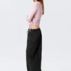 Pantalones de talle bajo con fruncidos y cordón – Negro Pantalones de talle bajo con fruncidos y cordón – Negro