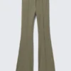 Pantalones de talle bajo, corte ajustado y pernera acampanada – Verde caqui oscuro Pantalones de talle bajo, corte ajustado y pernera acampanada – Verde caqui oscuro