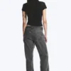Pantalones de talle bajo, holgados y acampanados – Gris oscuro Pantalones de talle bajo, holgados y acampanados – Gris oscuro