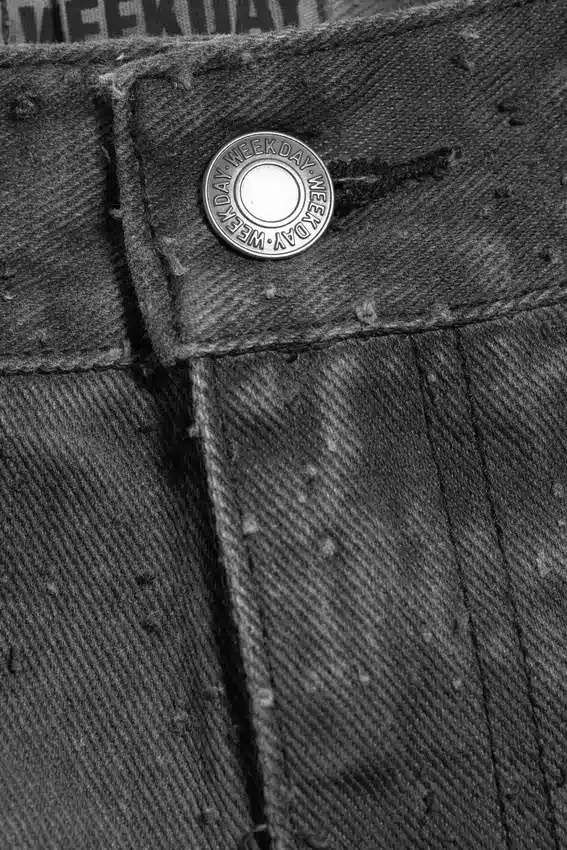 Pantalones de talle bajo, holgados y acampanados – Gris oscuro Pantalones de talle bajo, holgados y acampanados – Gris oscuro