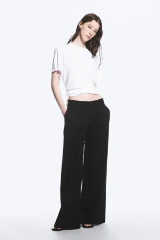 Pantalones de traje acampanados de talle bajo – Negro