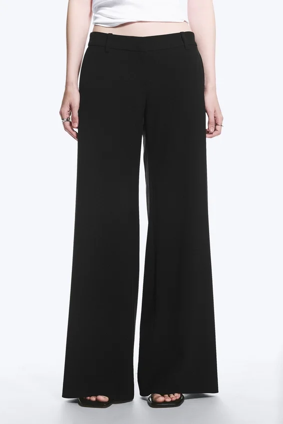 Pantalones de traje acampanados de talle bajo – Negro Pantalones de traje acampanados de talle bajo – Negro