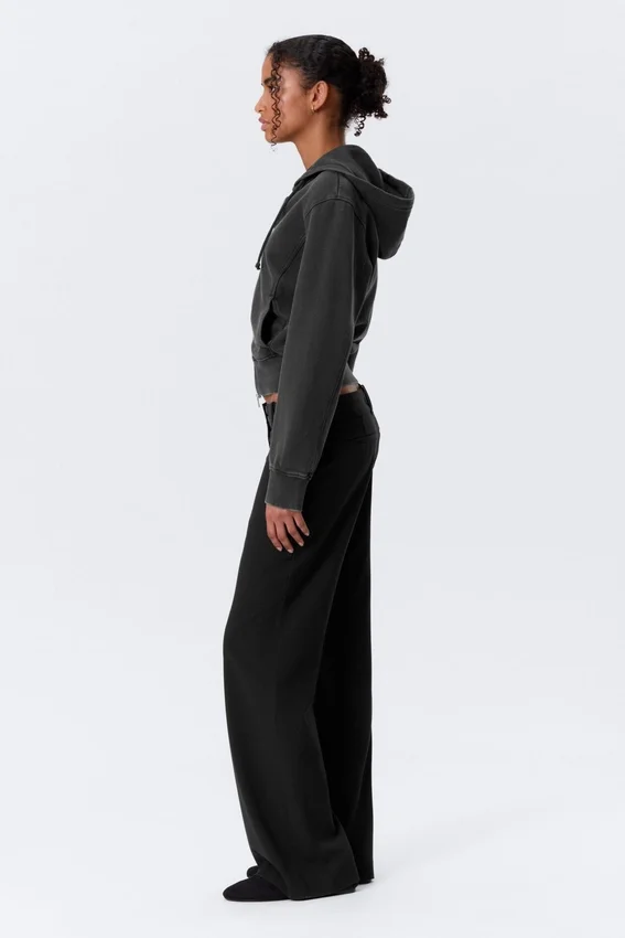 Pantalones de traje acampanados de talle bajo – Negro Pantalones de traje acampanados de talle bajo – Negro