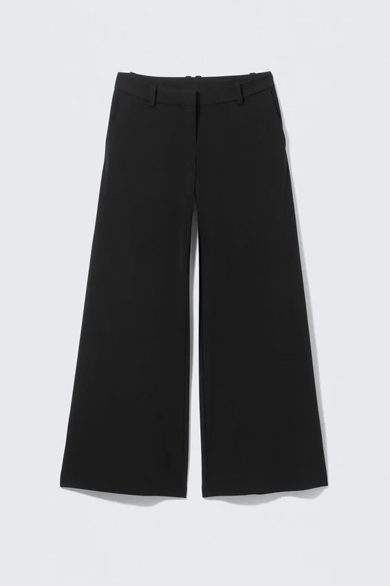 Pantalones de traje acampanados de talle bajo – Negro Pantalones de traje acampanados de talle bajo – Negro