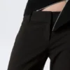 Pantalones de traje acampanados de talle bajo – Rayas diplomáticas negras Pantalones de traje acampanados de talle bajo – Rayas diplomáticas negras