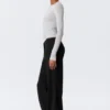 Pantalones de traje acampanados de talle medio – Negro Pantalones de traje acampanados de talle medio – Negro