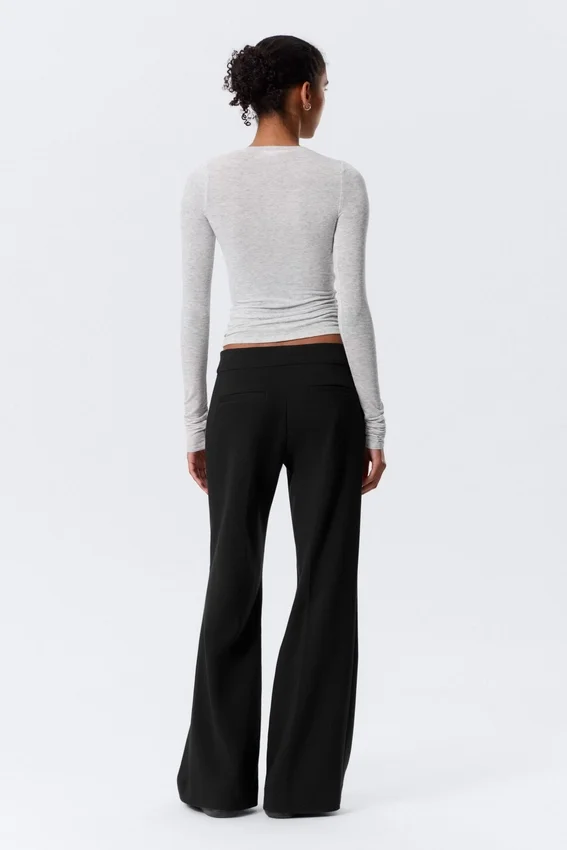 Pantalones de traje acampanados de talle medio – Negro Pantalones de traje acampanados de talle medio – Negro