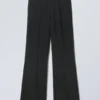 Pantalones de traje acampanados – Negro Pantalones de traje acampanados – Negro