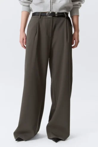Pantalones de traje anchos de cintura baja – Gris oscuro