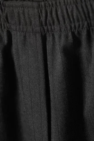Pantalones de traje anchos sin cremallera – Gris oscuro jaspeado – Rayas finas